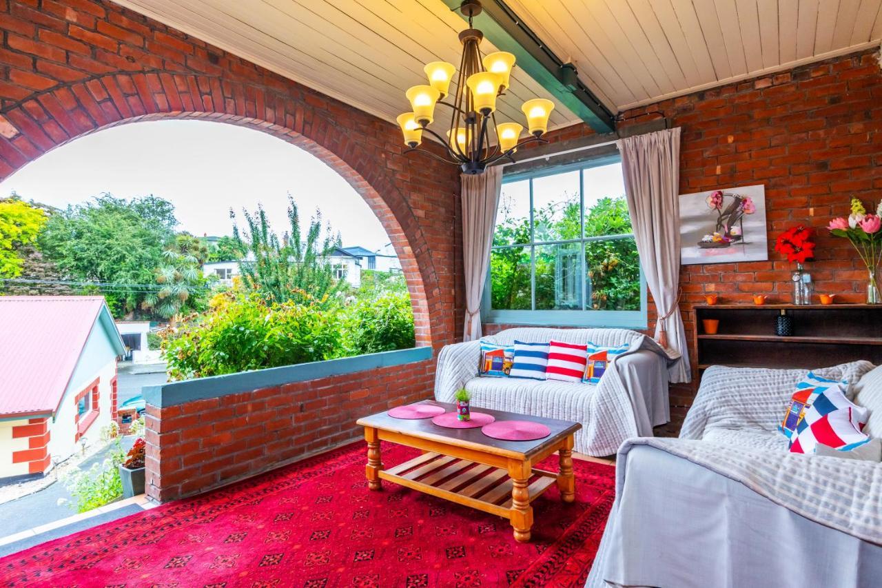 The Ocean Breeze Cbd Bed & Breakfast Timaru Exterior photo